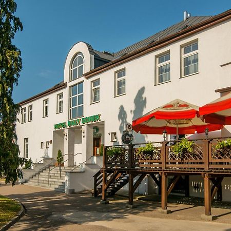 Hotel Bialy Domek Wałcz Extérieur photo